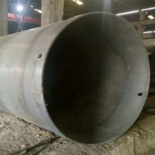 选择阿坝钢护筒的材质时，主要考虑哪些因素