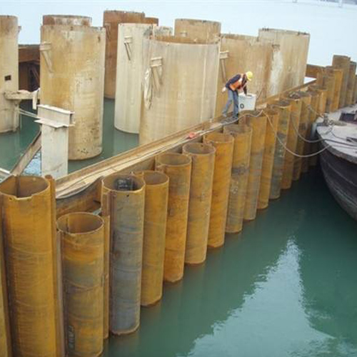 阿坝钢护筒现场安装